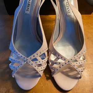 Blush heels with simple sparkle